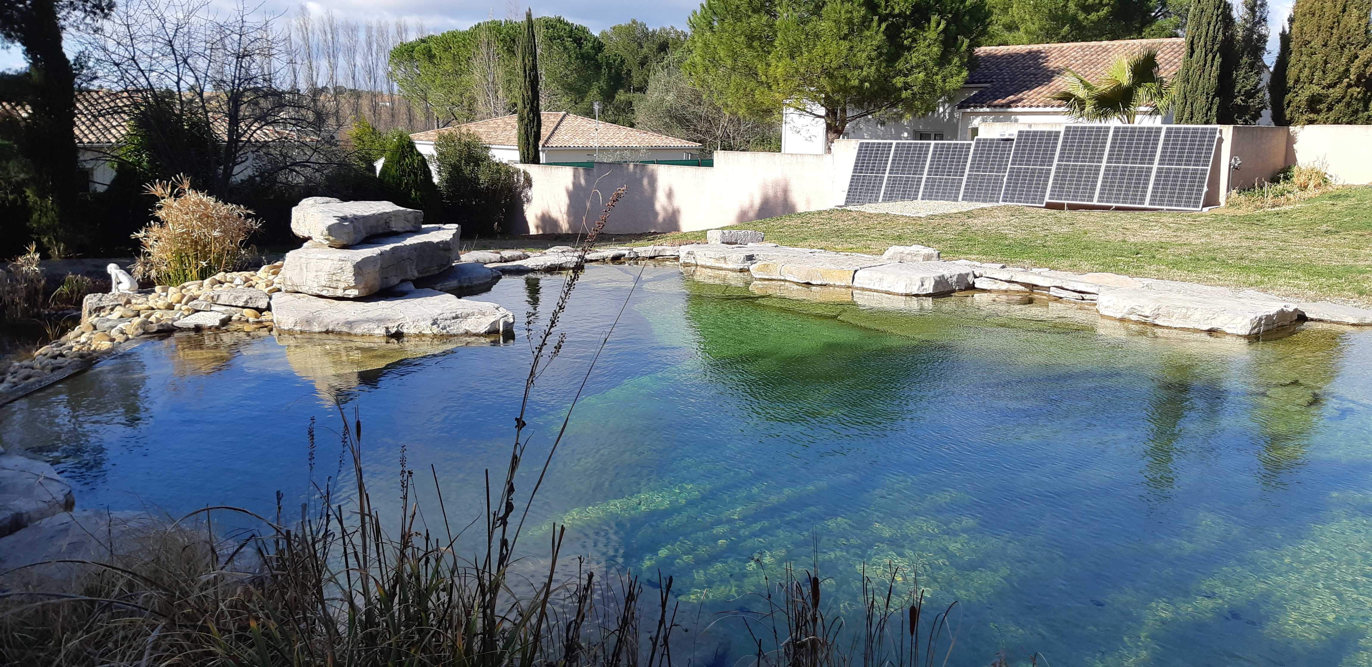 Les kits de surface vous permettent de pomper de l'eau afin de remplir un étang